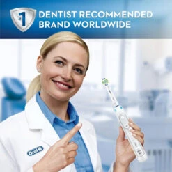 Oral B FlossAction Replacement Brush Heads, 6-Count -Oral B Sales Store Oral B V3R FlossAction SI7 92168.1581715594.1280.1280 31486.1611160776 79280.1706764256